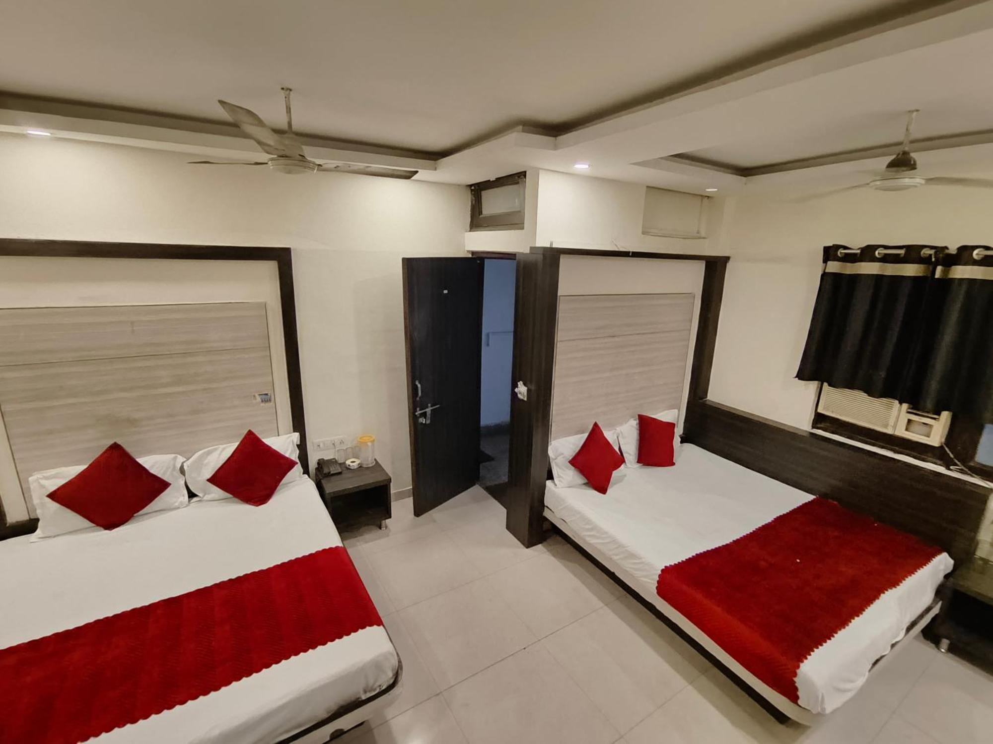 Hotel Hare Krishna Main Bazar Neu-Delhi Exterior foto
