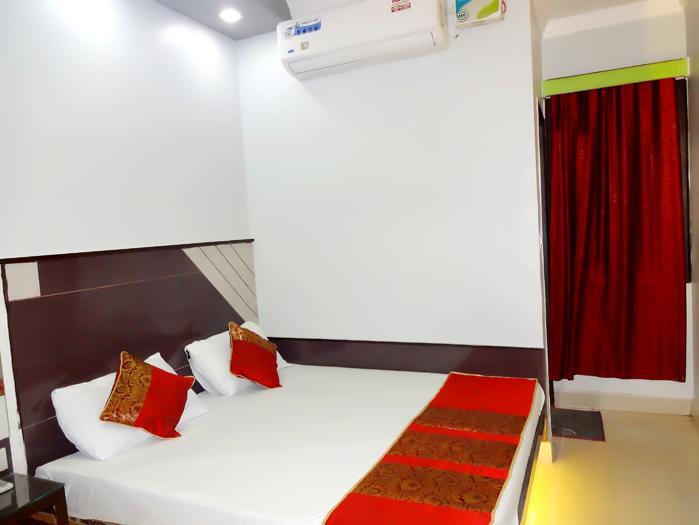Hotel Hare Krishna Main Bazar Neu-Delhi Exterior foto